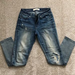 KanCan Distressed Jeggings